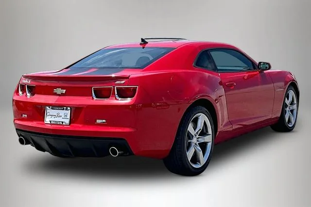 Used 2010 Red Chevrolet SS image 5