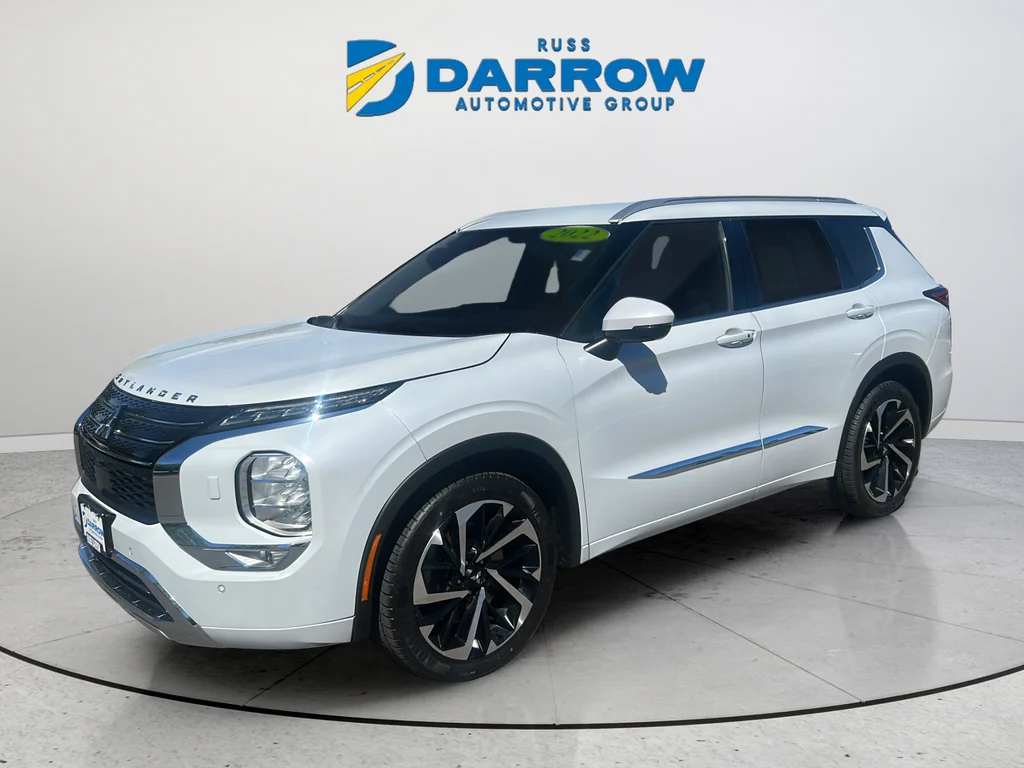 2022 Mitsubishi Outlander SEL S-AWC's photo