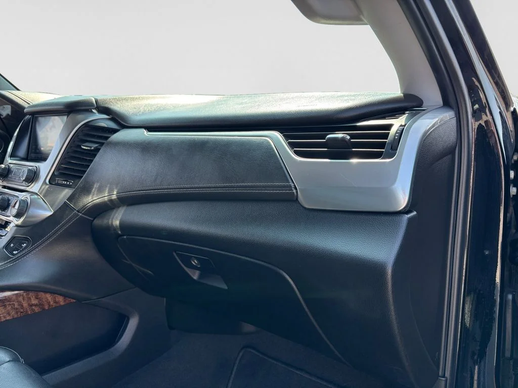 Used 2020 Black Chevrolet Premier image 46