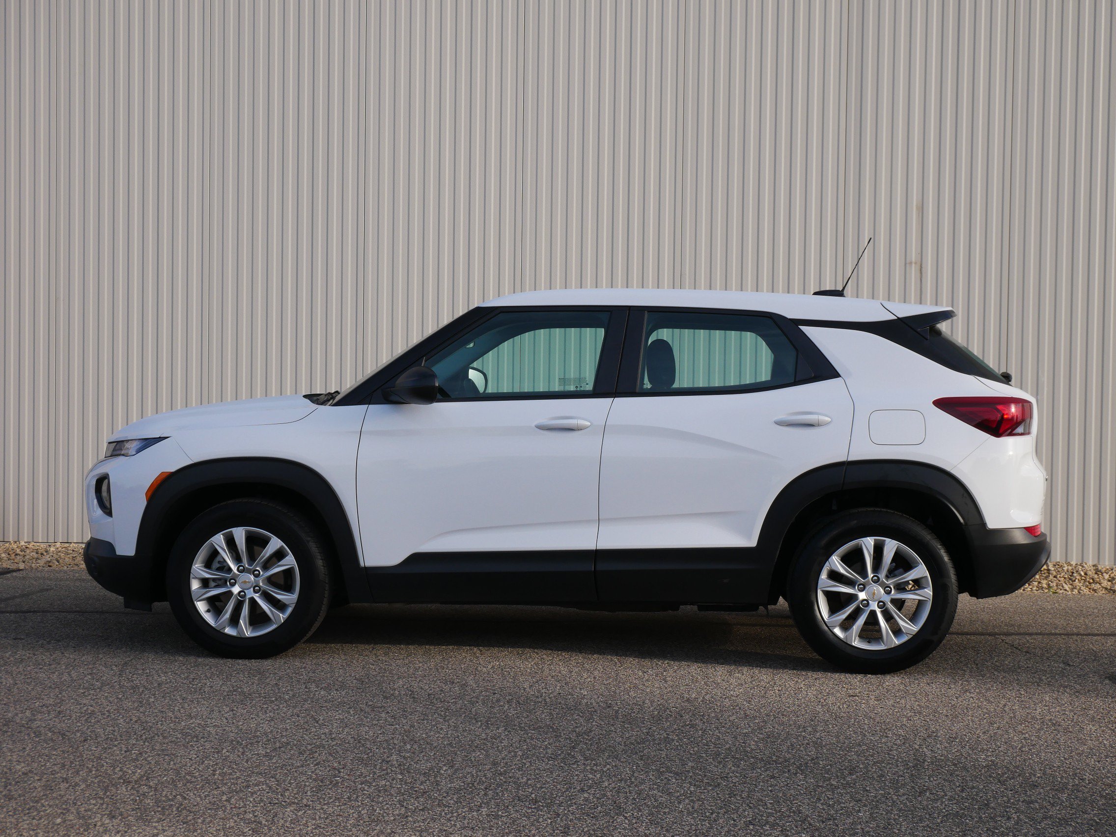 Used 2023 Chevrolet TrailBlazer LS with VIN KL79MMS28PB197111 for sale in Hastings, Minnesota