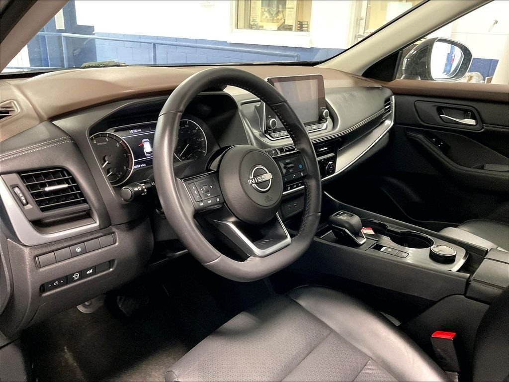 Used 2023 Black Nissan SV image 8