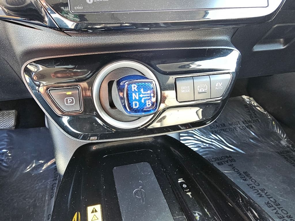 Used 2022 Black Toyota XLE image 28