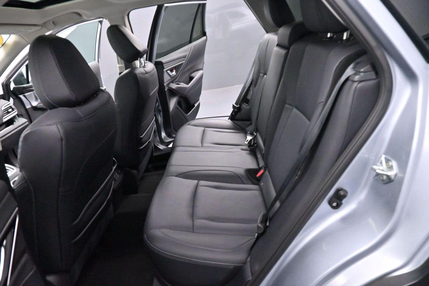 Used 2023 Ice Silver Metallic Subaru Limited XT image 28