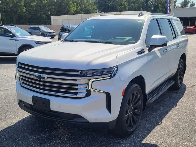 Used 2022 Beige Chevrolet High Country image 7