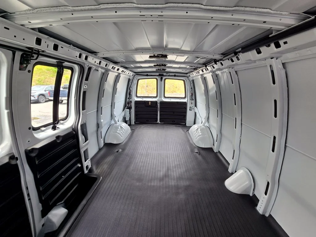 New 2026 White Chevrolet Work Van image 35