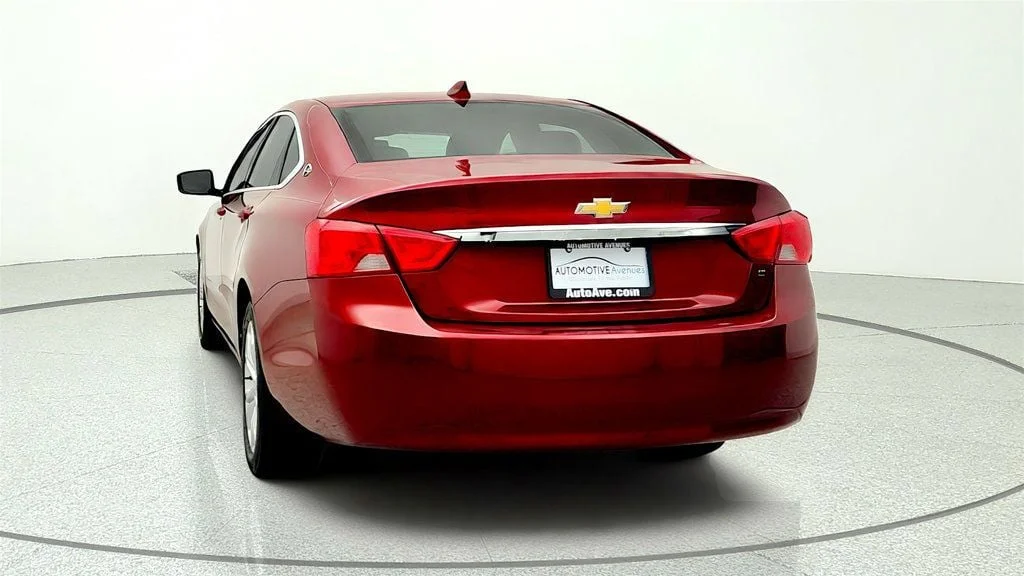 Used 2018 Cajun Red Tintcoat Chevrolet 4dr Sedan LT w/1LT image 6