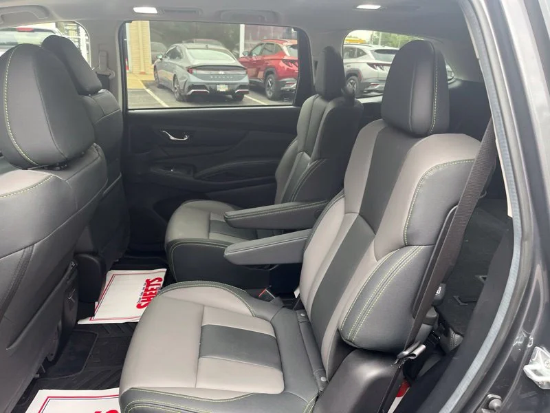 Used 2024 Gray Subaru Onyx Edition image 10