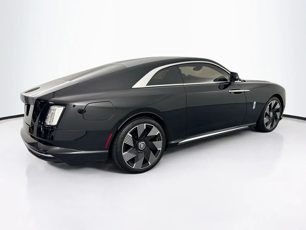 Used 2024 Black Rolls-Royce  image 5