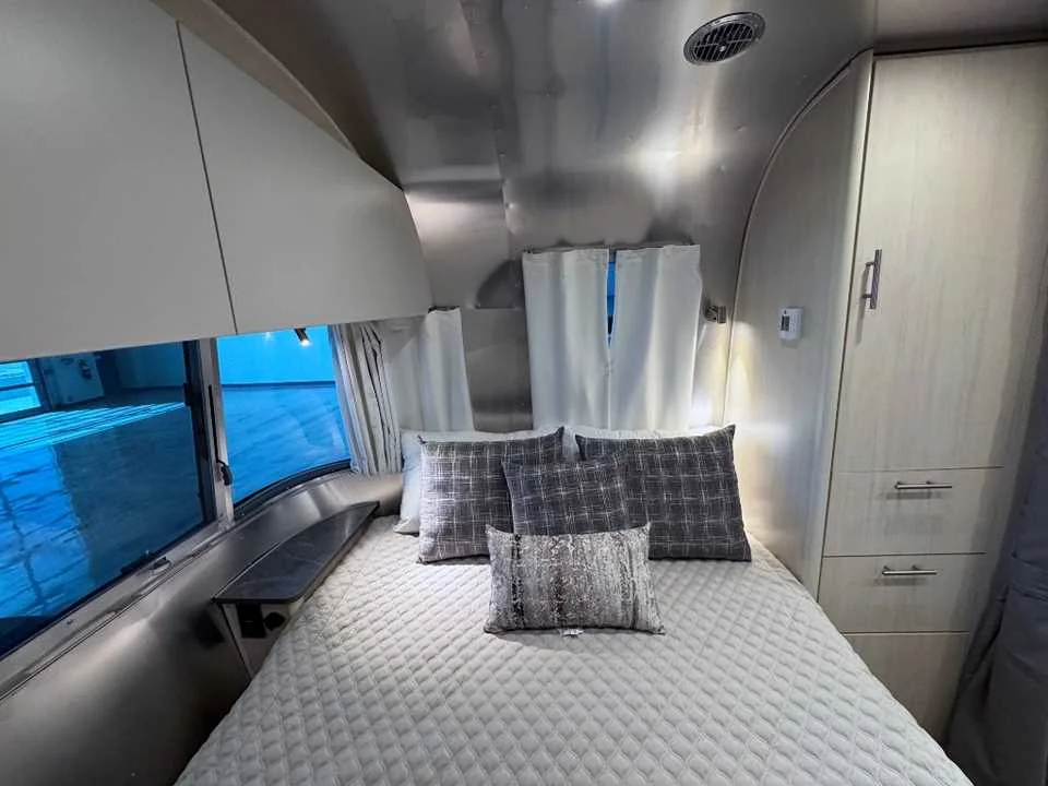 New 2026 SILVER AIRSTREAM  image 26