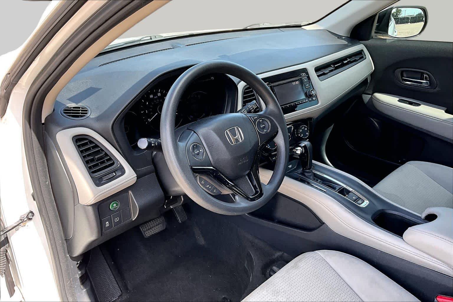 Used 2021 Platinum White Pearl Honda LX image 18