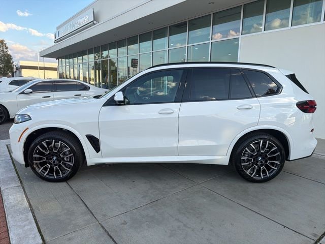 Used 2026 White BMW sDrive40i image 3