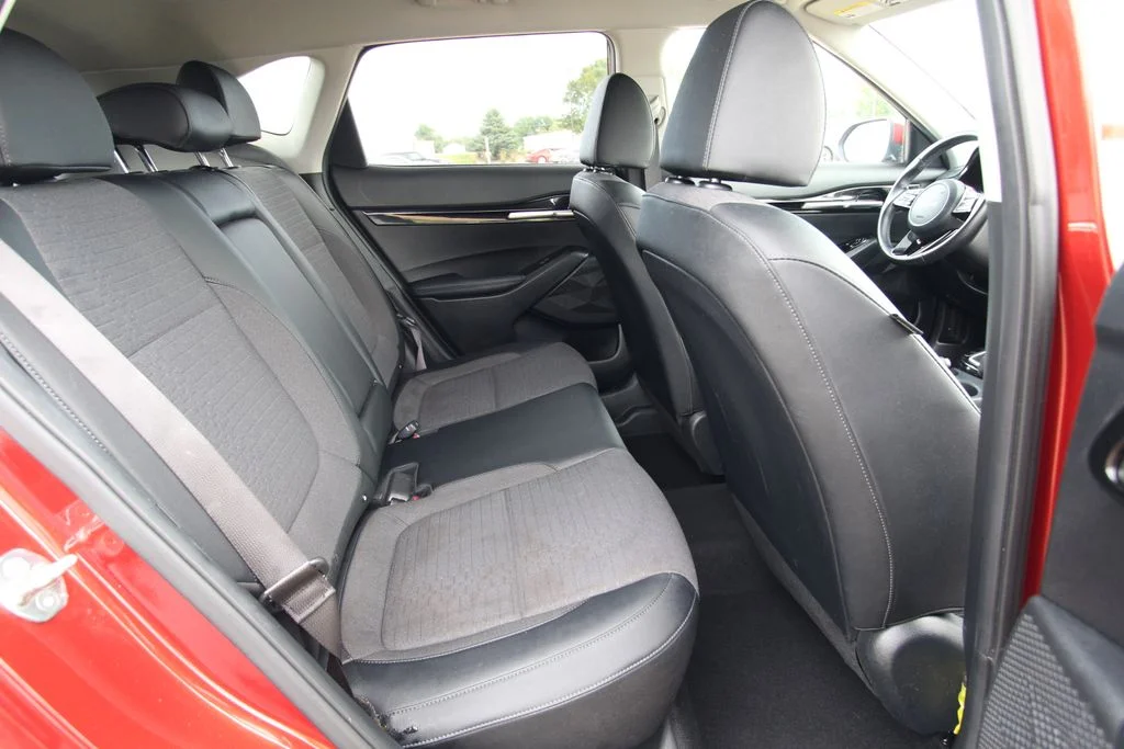 Used 2023 Orange Kia S image 9