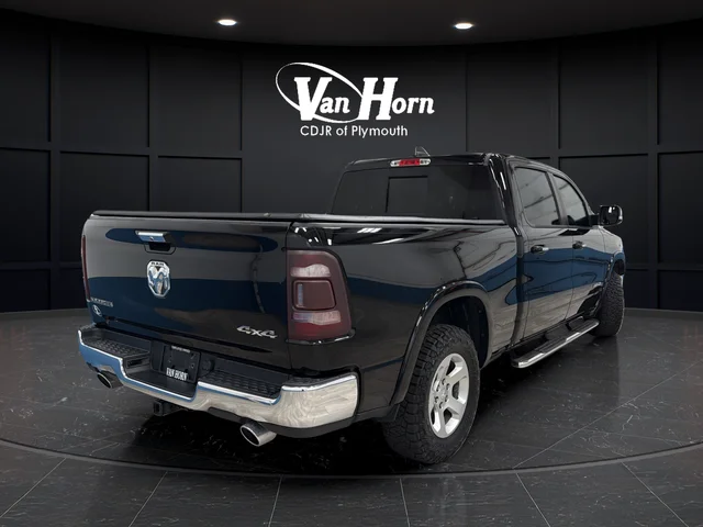 Used 2022 Diamond Black Crystal Pearlcoat Ram Laramie image 7