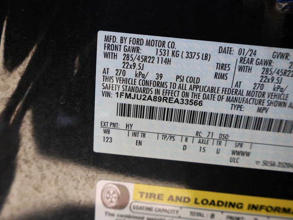 Used 2024 Gray Ford Limited image 42