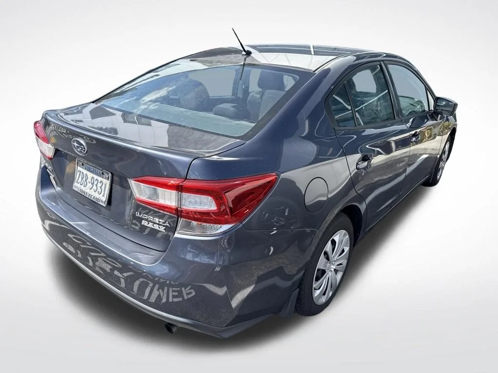 Used 2017 Gray Subaru 2.0i image 3