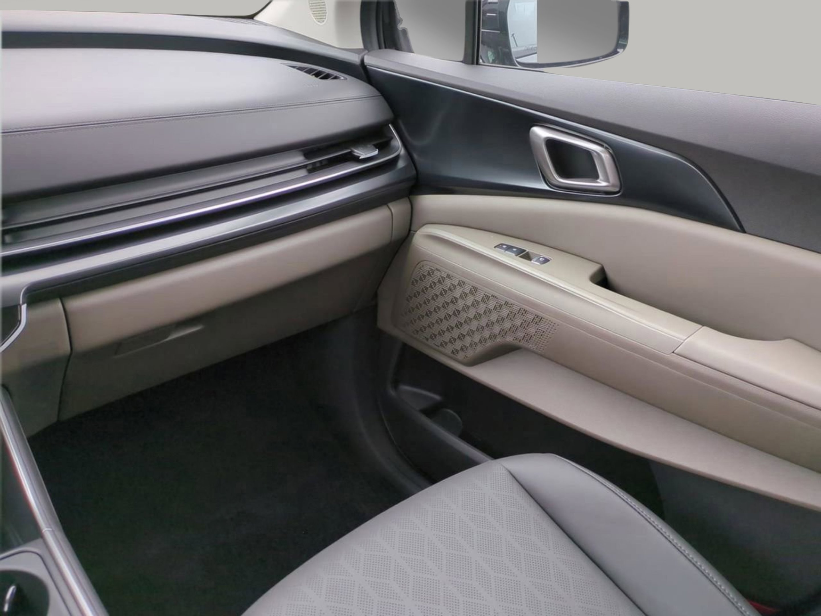New 2026 Snow White Pearl Kia LXS image 20