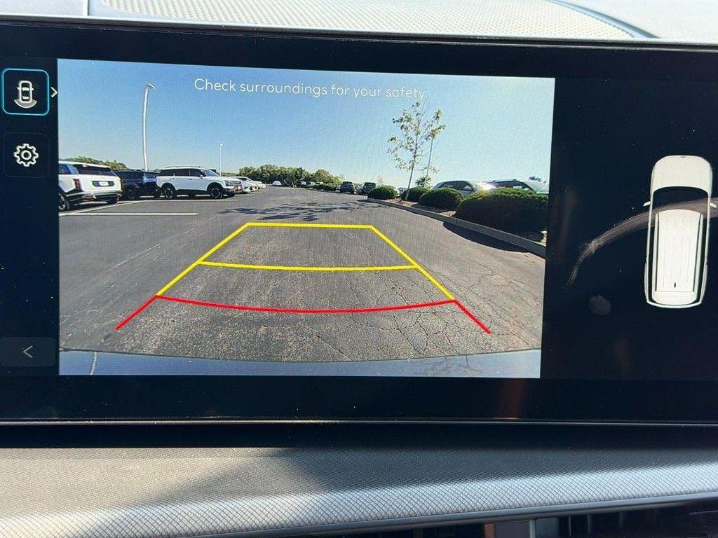 New 2027 Gray Hyundai SEL AWD image 14