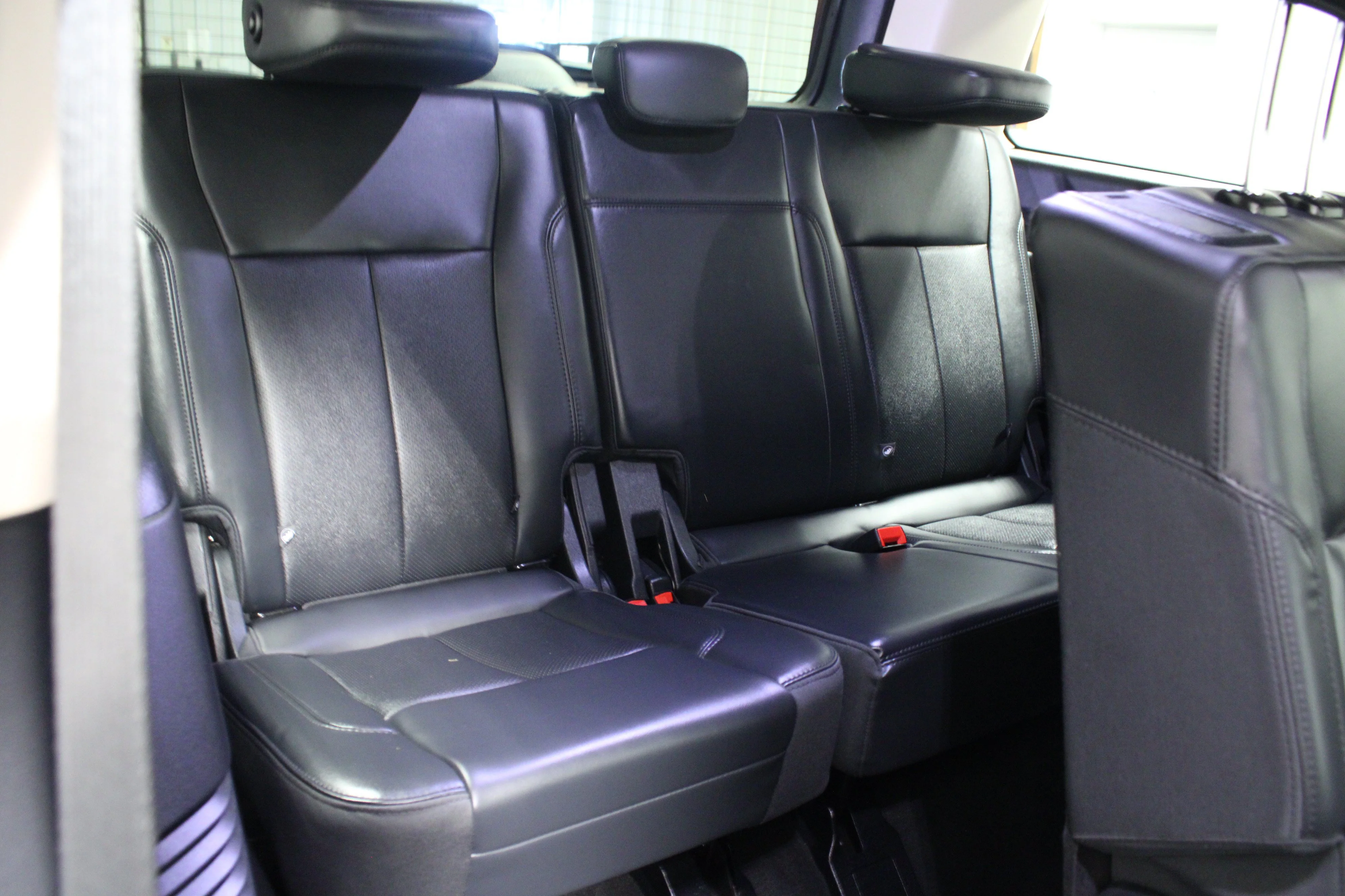 Used 2024 Gray Metallic Ford XLT image 14