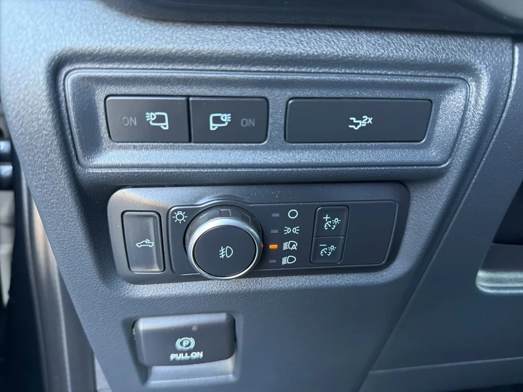 Used 2022 Carbonized Gray Metallic Ford XLT image 19