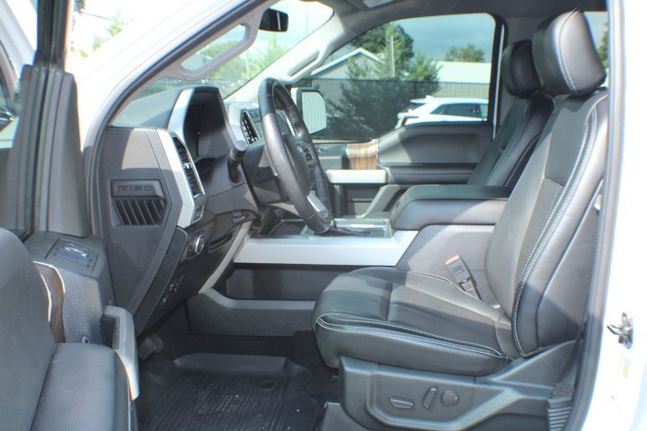 Used 2020 OXFORD WHITE Ford LARIAT image 12