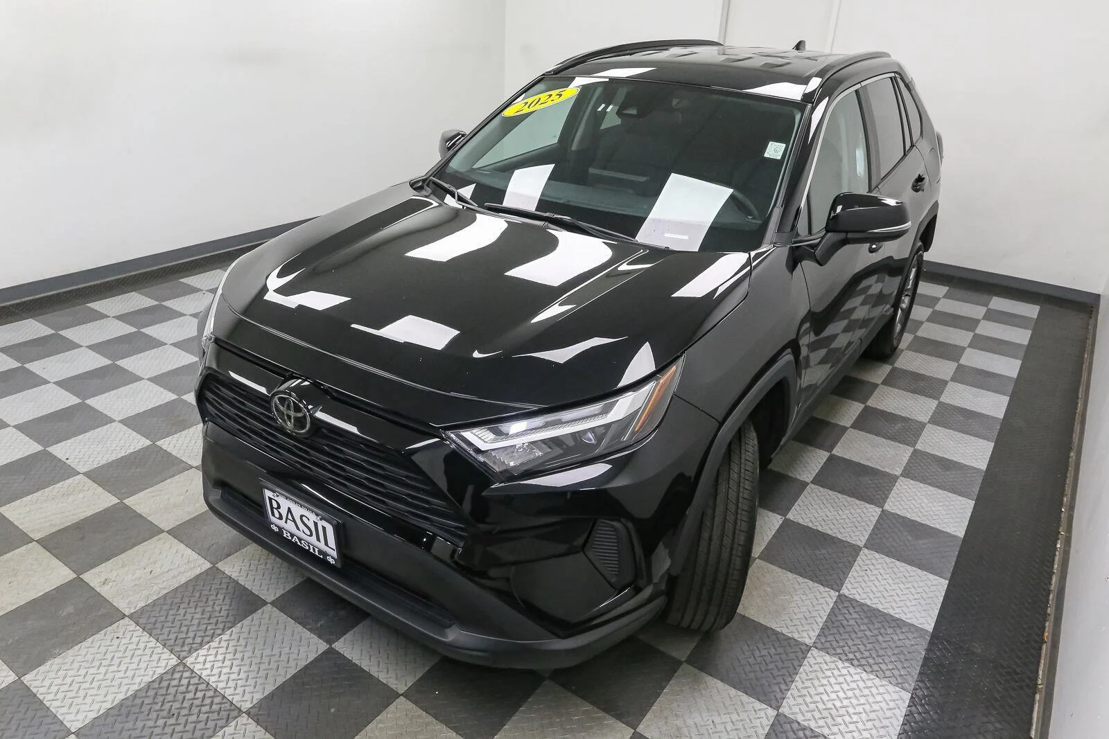 Used 2025 Midnight Black Metallic TOYOTA  image 6