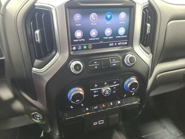 Used 2019 Summit White GMC SLE image 30