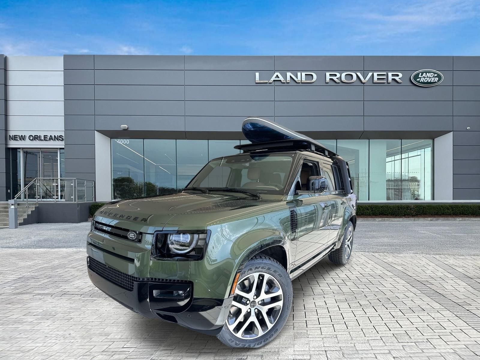 2026 Land Rover Defender 130 X-Dynamic SE