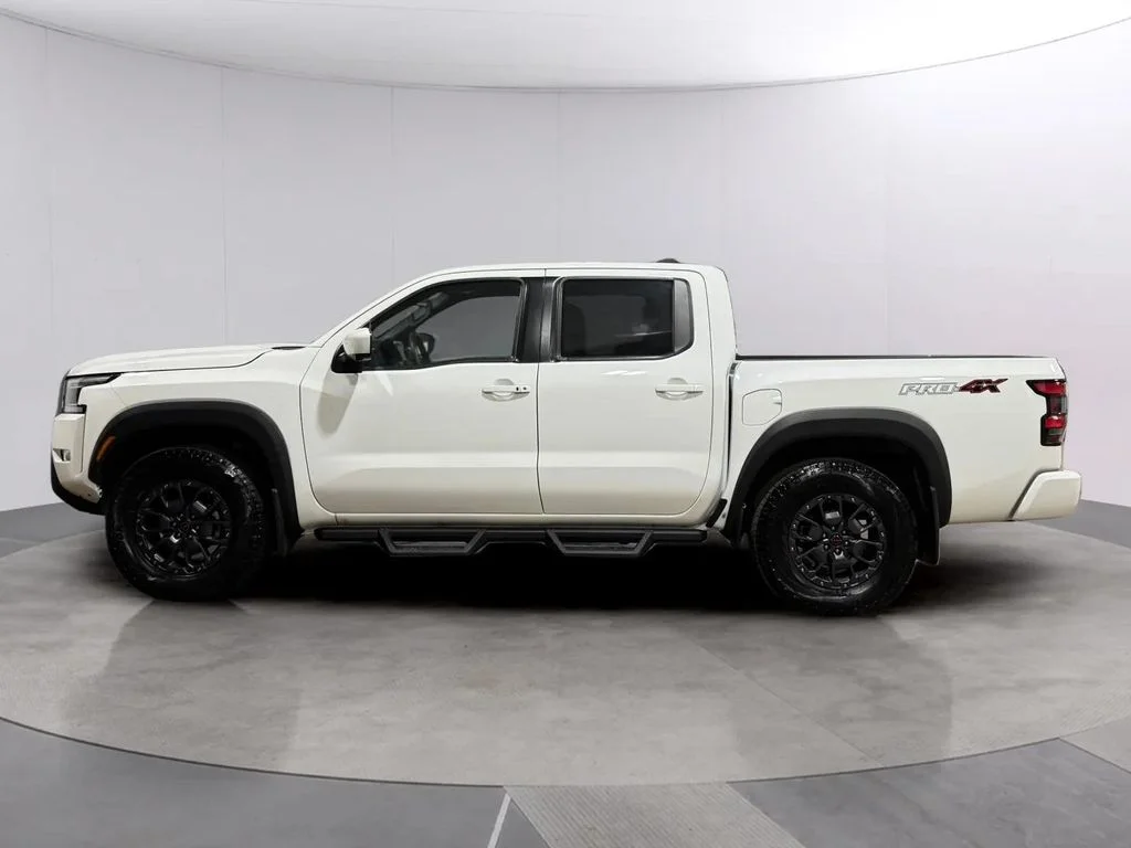 Certified Used 2024 Glacier White Nissan PRO-4X image 7