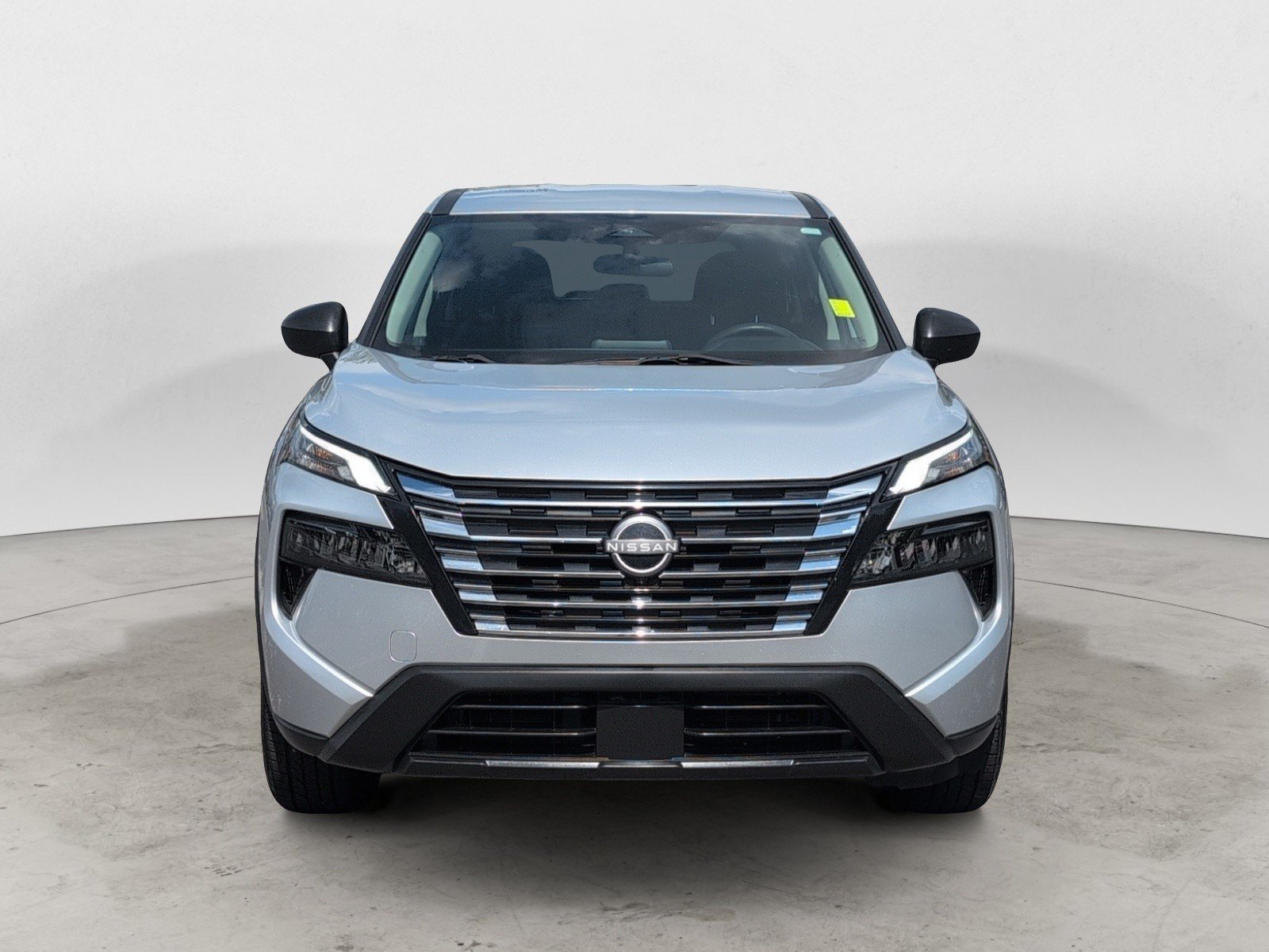 Used 2024 Brilliant Silver Metallic Nissan S image 7