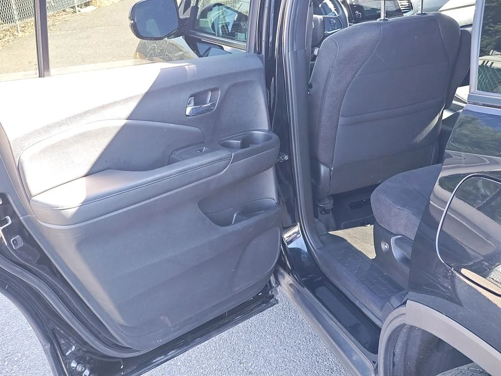 Used 2022 Crystal Black Pearl Honda Sport image 25