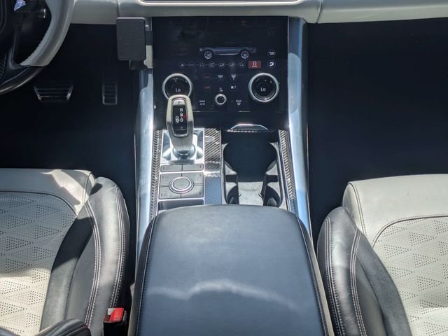 Used 2020 Madagascar Orange Metallic Land Rover SVR image 20