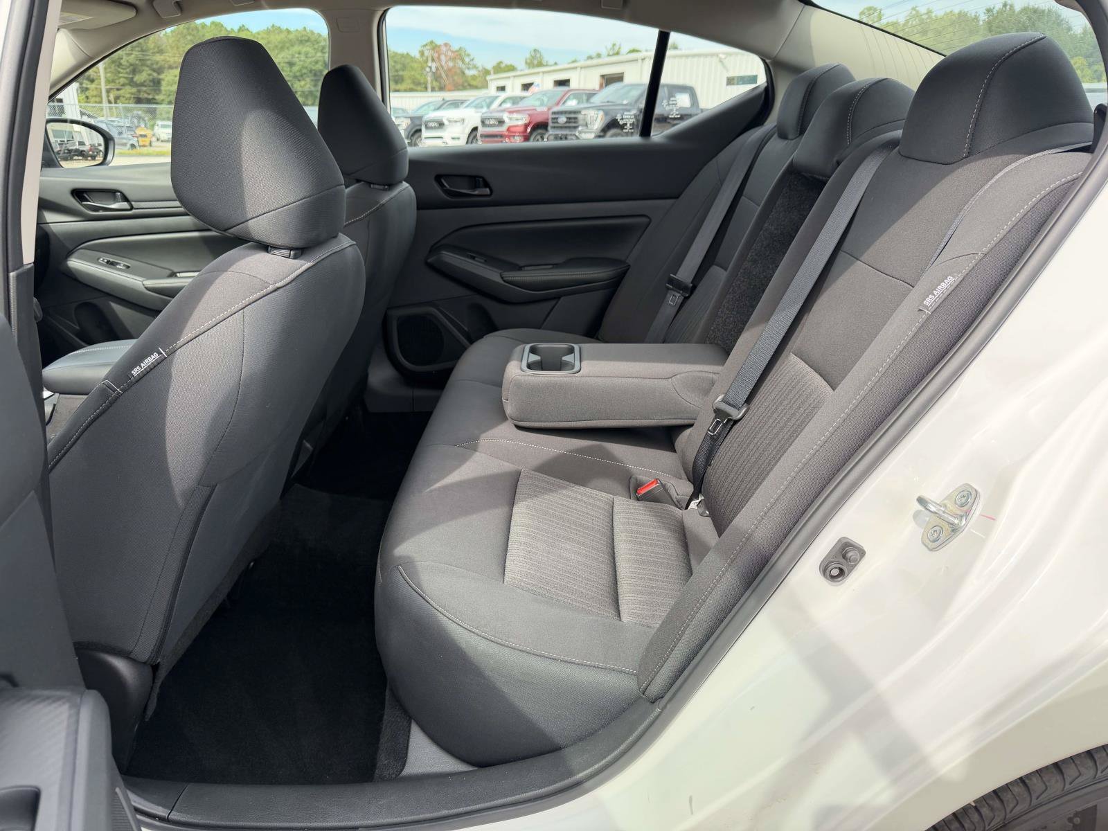 Used 2026 Glacier White Nissan SV image 25