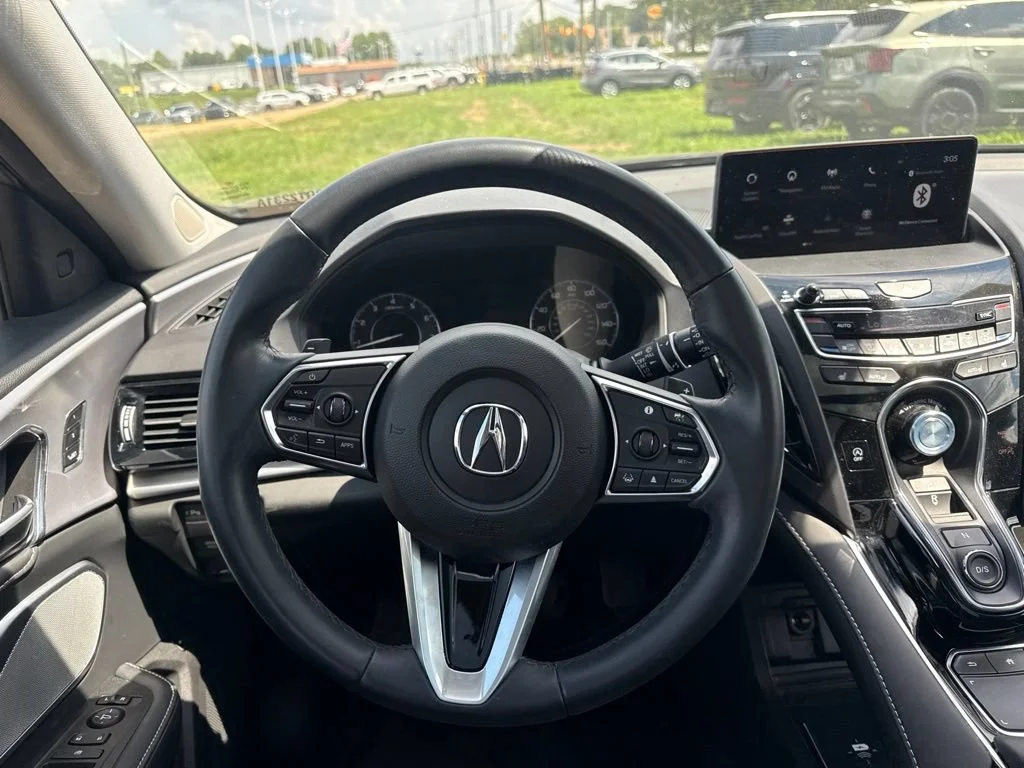 Used 2023  Acura w/Technology Package image 16