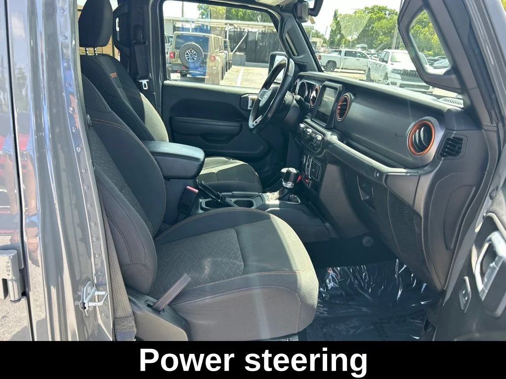 Used 2022 Gray Jeep Mojave image 25