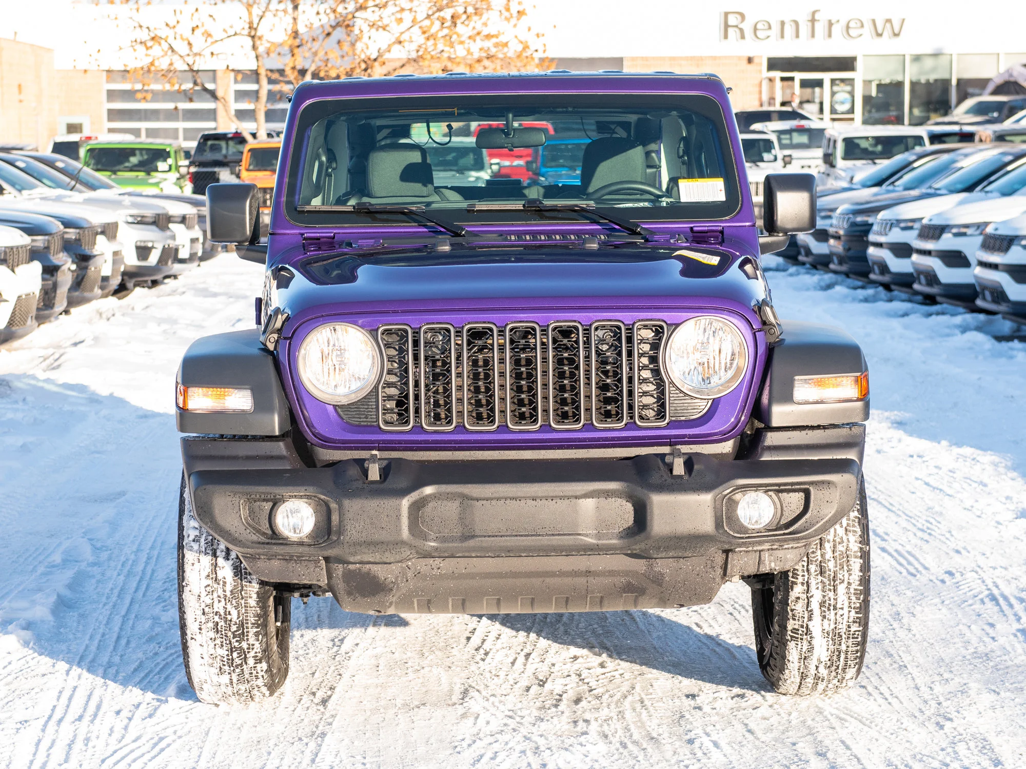 New 2026 reign Jeep Sport* image 6