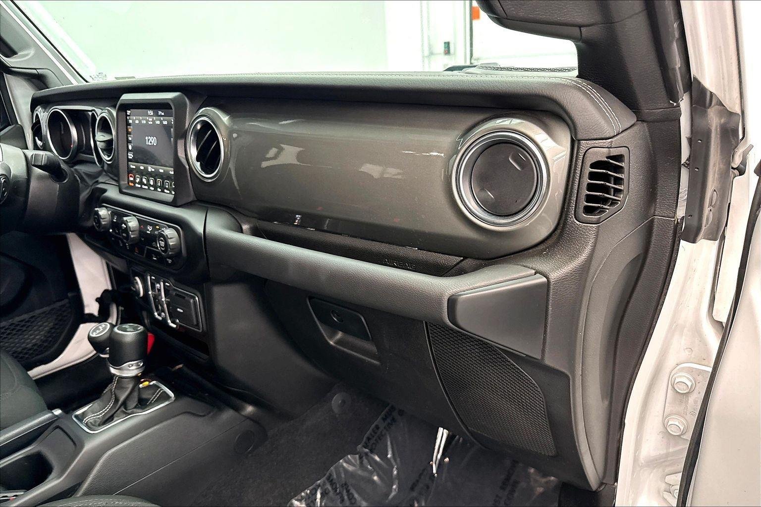 2023 Jeep Wrangler 4-Door Sahara - Photo 26