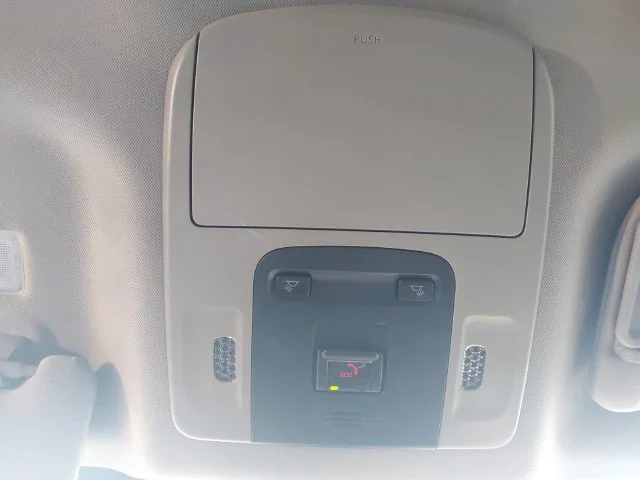 Used 2022 White Toyota LE image 26