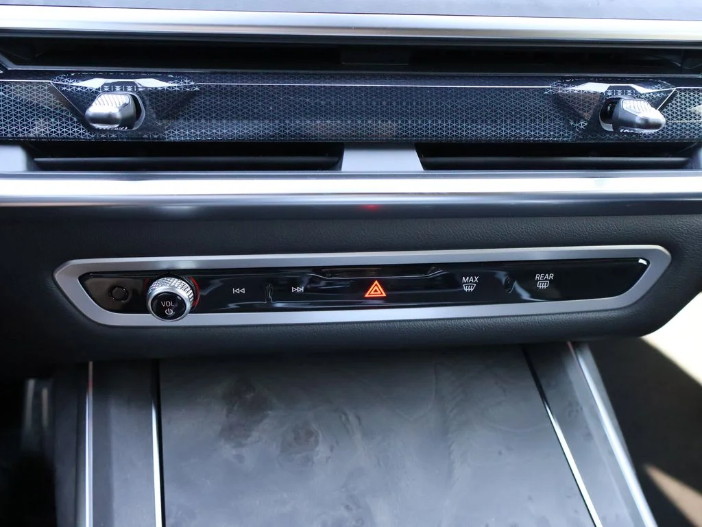 Certified Used 2026 Skyscraper Grey Metallic BMW xDrive40i image 31