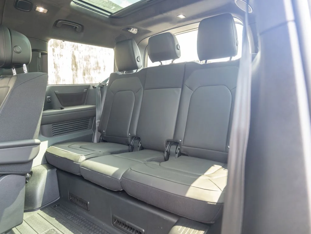 New 2026 Carpathian Grey Land Rover V8 image 23
