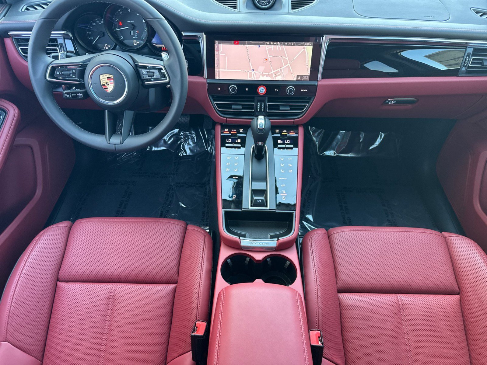 New 2026  Porsche Macan (AWD) image 6