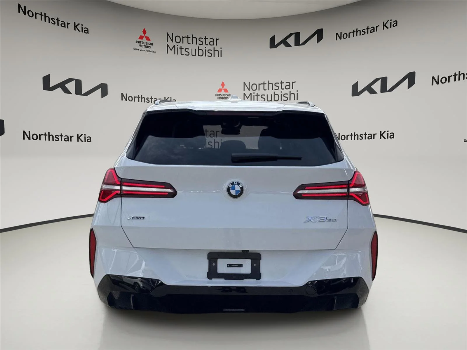 Used 2025 WHITE BMW 30 xDrive image 4