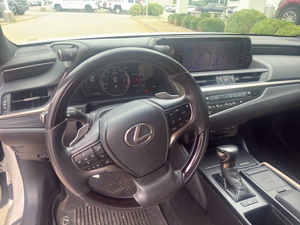 Used 2020 Eminent White Pearl Lexus Base image 11