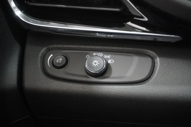 2026 Buick Envista Sport Touring - Photo 28