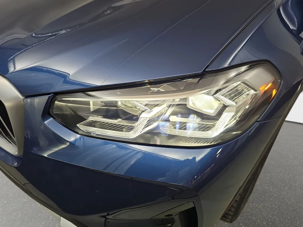 Used 2023 Phytonic Blue Metallic BMW xDrive30i image 29