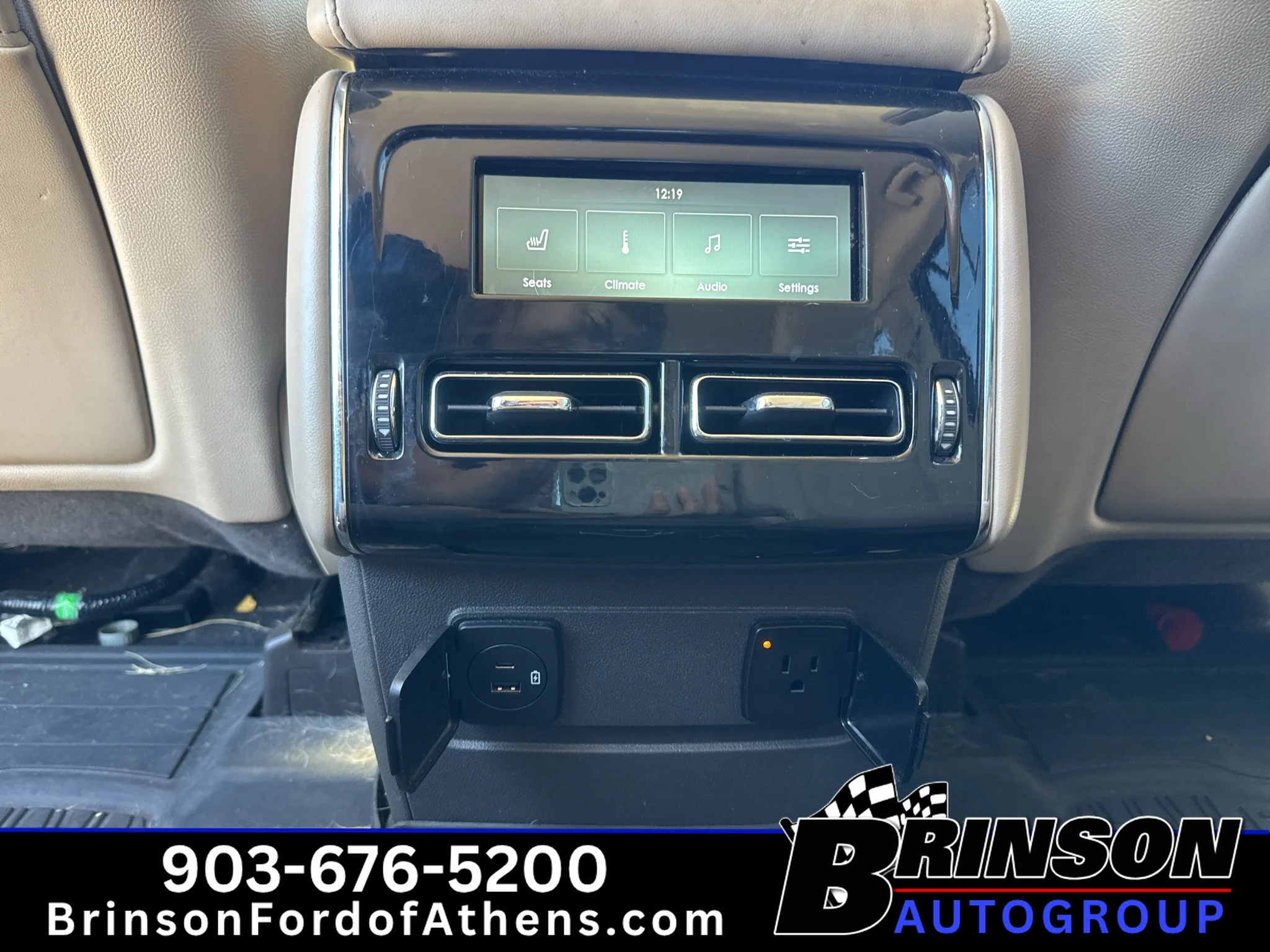 Used 2020 Infinite Black Metallic Lincoln Reserve image 14