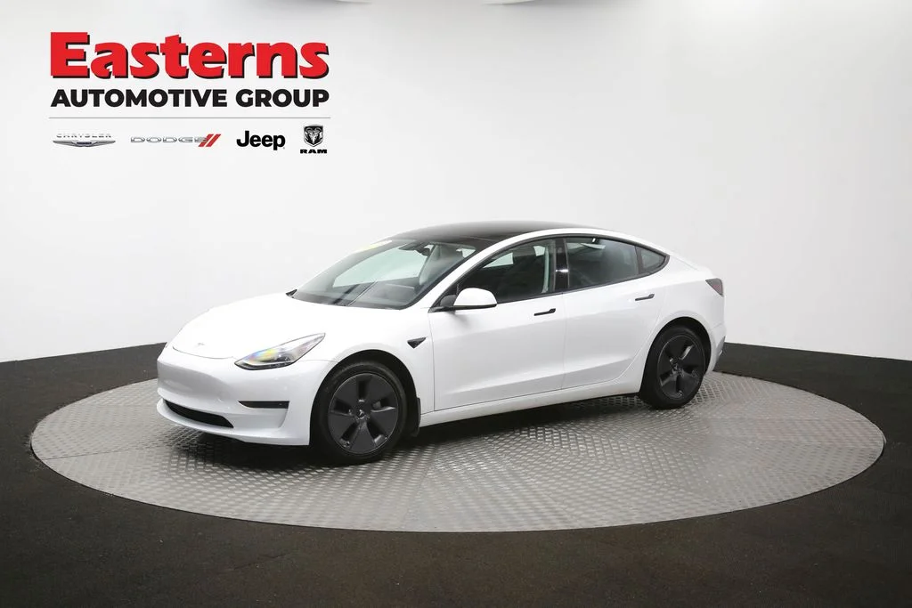 Used 2021 White Tesla Standard Range Plus image 51