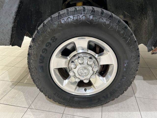 Used 2006 Black Dodge SLT image 26