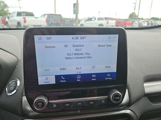 Used 2020 Blue Ford SE image 13