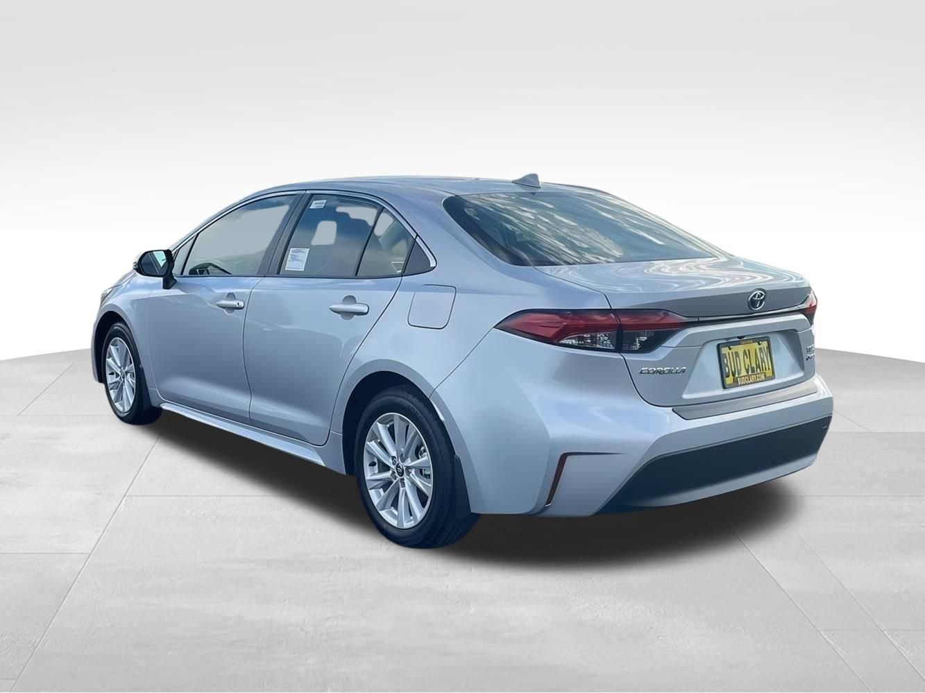 2025 Toyota Corolla LE - Photo 7