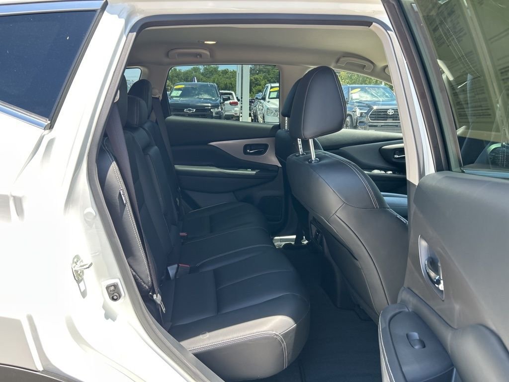 Used 2024 White Nissan SV image 47